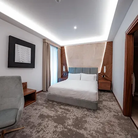 Via Veneto Hotell 5*