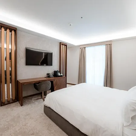 Hotell Via Veneto 5*